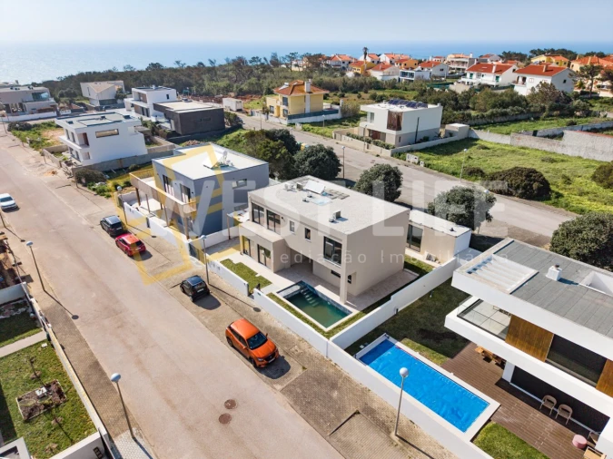 Moradia T3 para Venda em Ericeira Foto 27