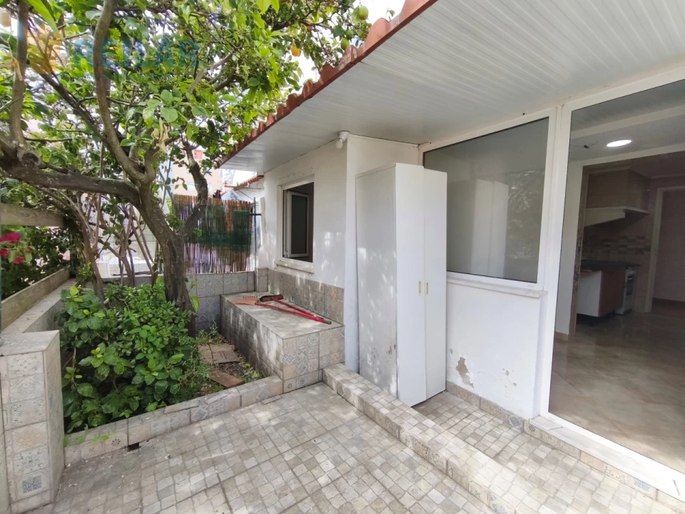 Apartamento T1 para Venda em São Vicente Foto 2