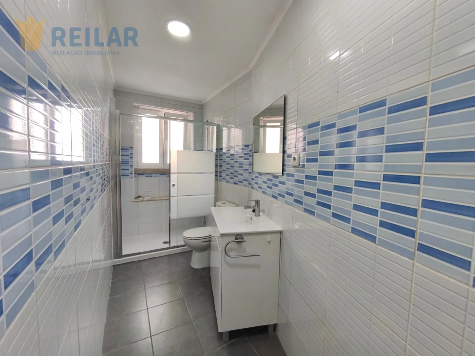 Apartamento T1 para Venda em São Vicente Foto 5