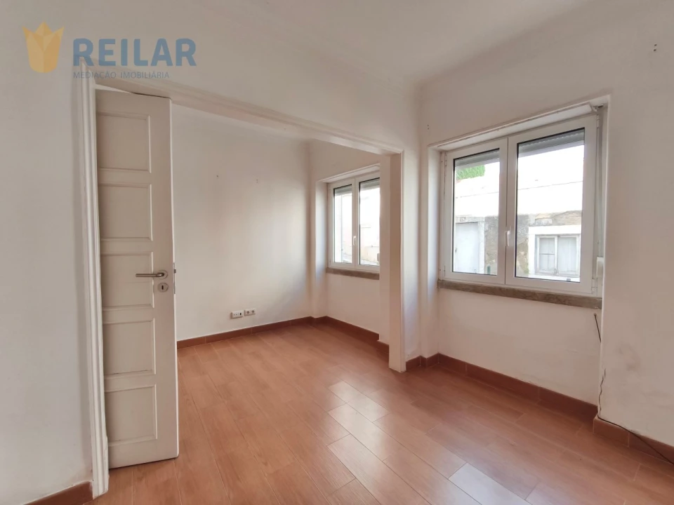 Apartamento T1 para Venda em São Vicente Foto 10