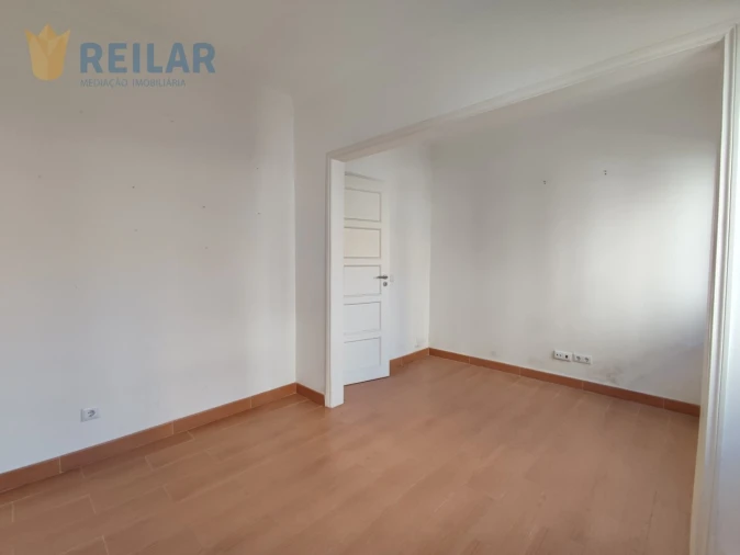 Apartamento T1 para Venda em São Vicente Foto 7
