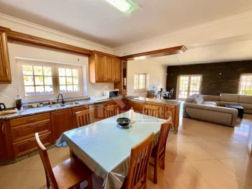 Moradia T4 para Venda em Figueiró dos Vinhos e Bairradas