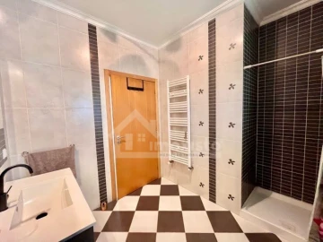 Moradia T4 para Venda em Figueiró dos Vinhos e Bairradas