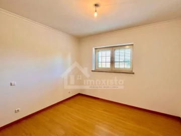 Moradia T4 para Venda em Figueiró dos Vinhos e Bairradas