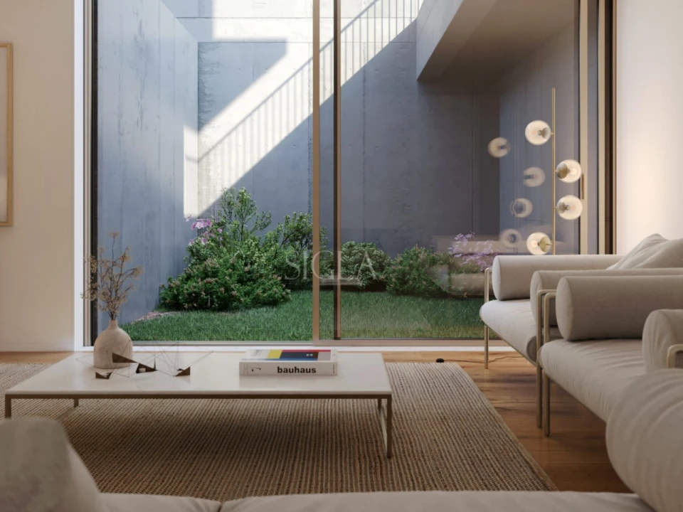 Moradia T3 para Venda em Arcozelo Foto 3