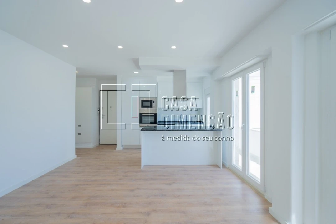 Apartamento T3 para Venda em Benfica Foto 7