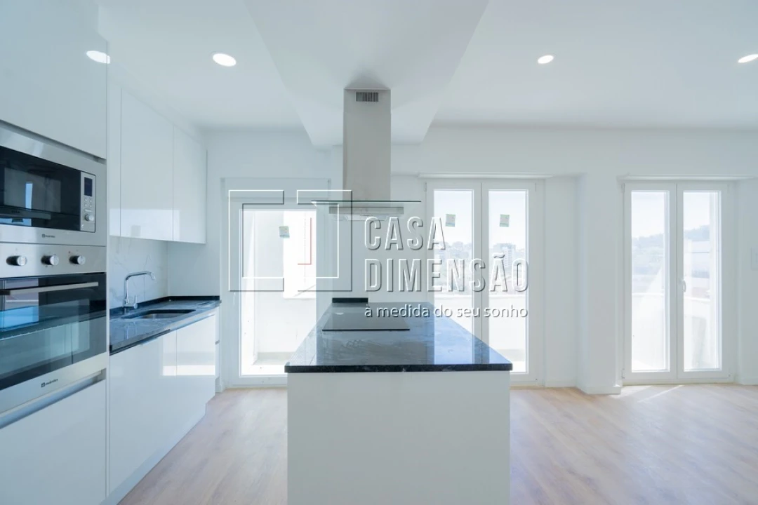 Apartamento T3 para Venda em Benfica Foto 9