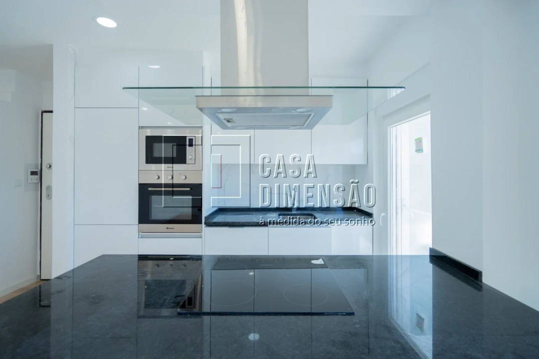 Apartamento T3 para Venda em Benfica Foto 10