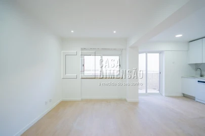 Apartamento T2 para Venda em Venteira