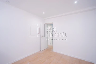 Apartamento T2 para Venda em Venteira