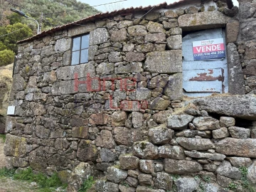 Moradia T1 para Venda em Gosende