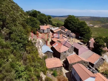 Moradia T1 para Venda em Gosende