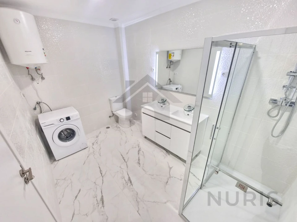 Apartamento T1 para Venda em Lagoa e Carvoeiro Foto 11