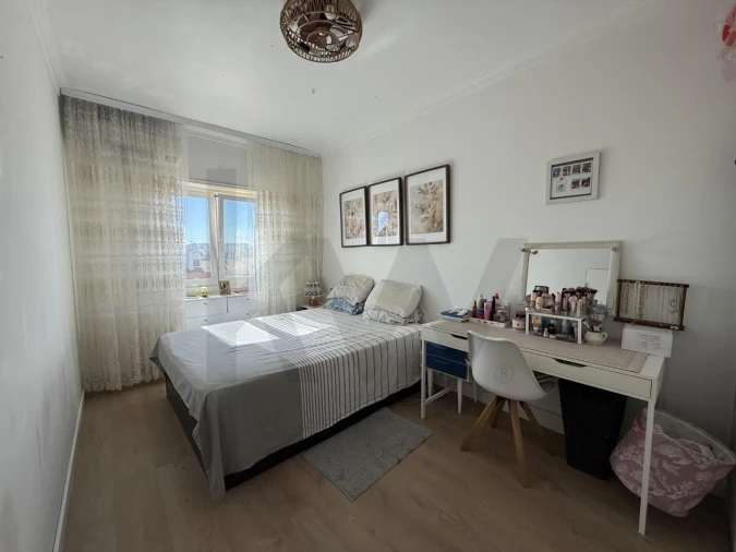 Apartamento T3 para Venda em Venteira Foto 7