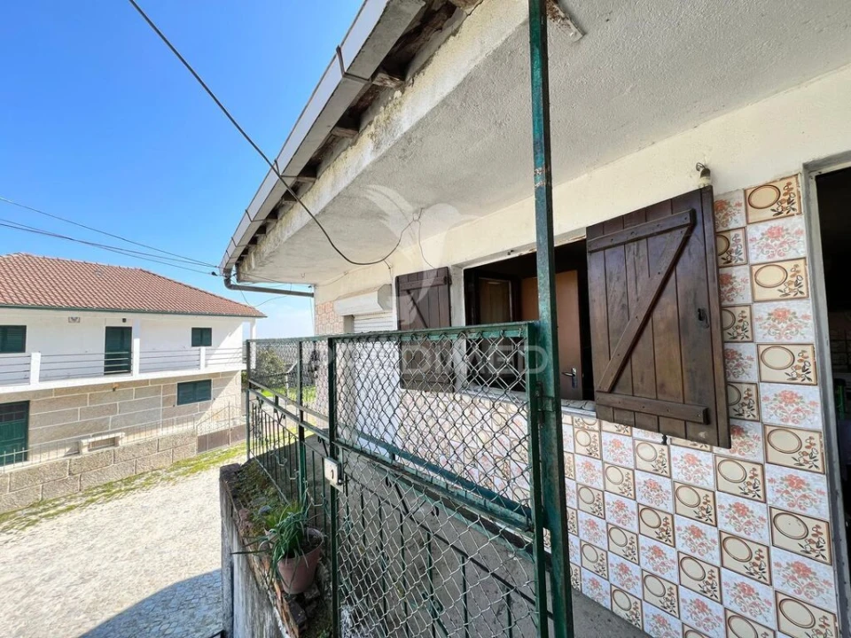 Moradia T3 para Venda em Carrazeda de Ansiães Foto 4