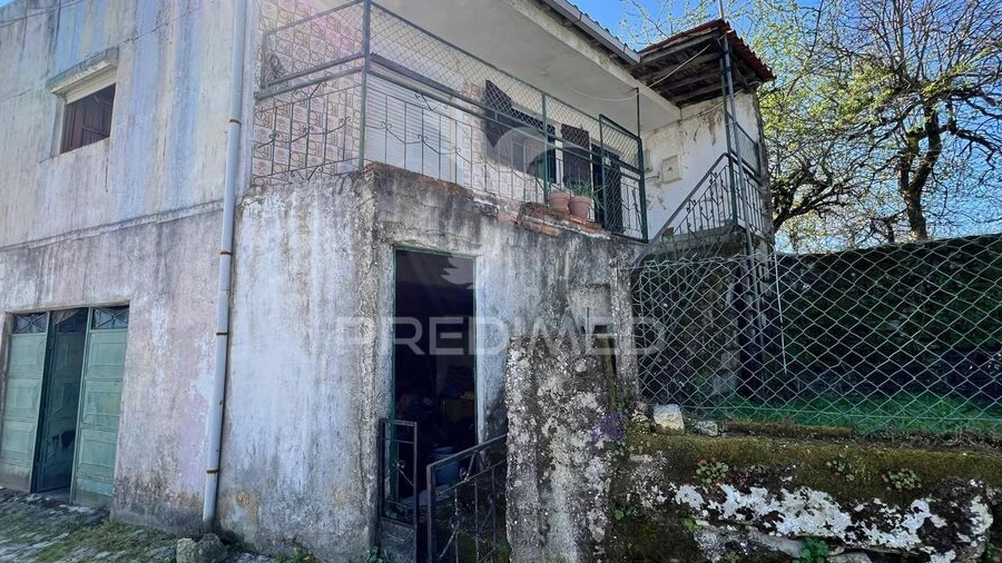 Moradia T3 para Venda em Carrazeda de Ansiães