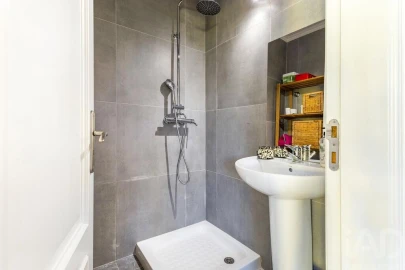 Loja para Venda em São João das Lampas e Terrugem