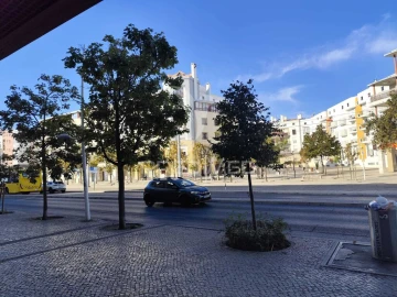 Apartamento T3 para Venda em Laranjeiro e Feijó