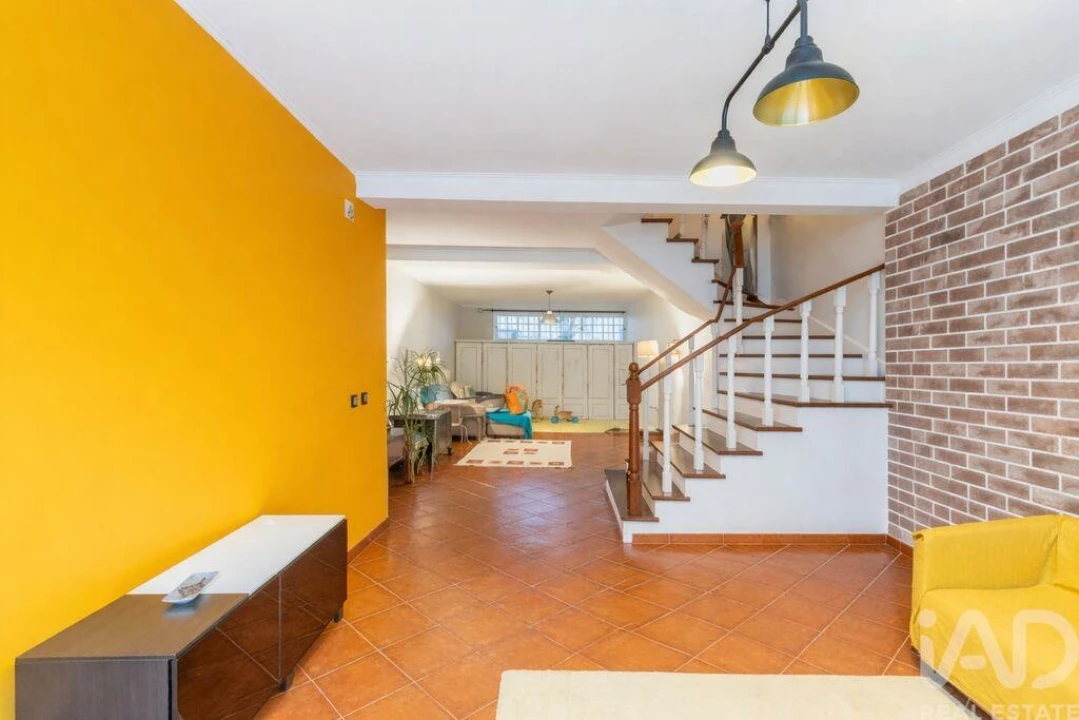 Moradia T4 para Venda em São Domingos de Rana Foto 10