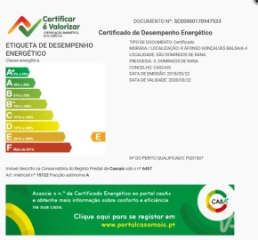 Moradia T4 para Venda em São Domingos de Rana
