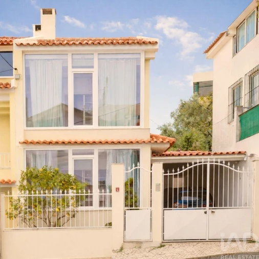 Moradia T4 para Venda em São Domingos de Rana Foto 27