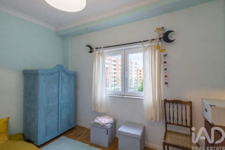 Moradia T4 para Venda em São Domingos de Rana Foto 18