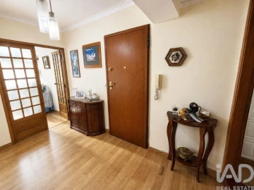 Apartamento T3 para Venda em Almada, Cova da Piedade, Pragal e Cacilhas