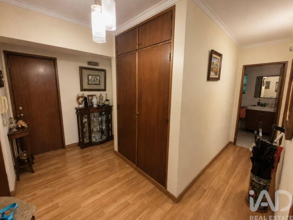 Apartamento T3 para Venda em Almada, Cova da Piedade, Pragal e Cacilhas Foto 11