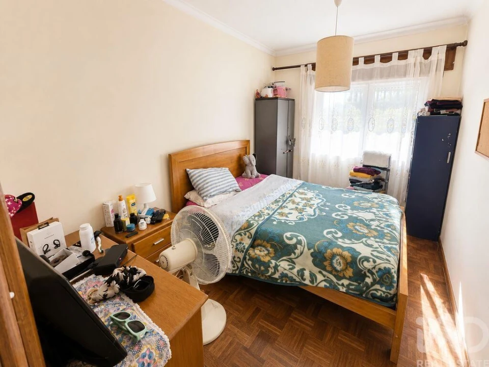 Apartamento T3 para Venda em Almada, Cova da Piedade, Pragal e Cacilhas Foto 12