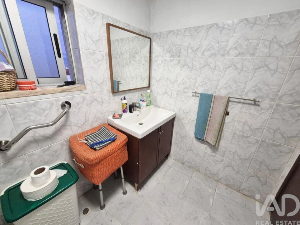 Apartamento T3 para Venda em Almada, Cova da Piedade, Pragal e Cacilhas Foto 4