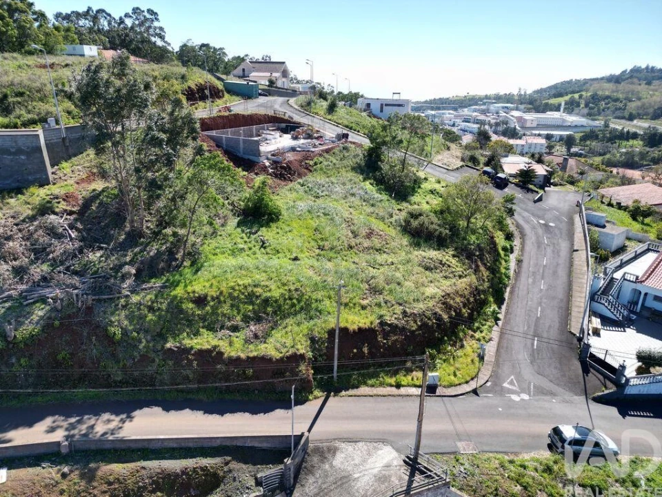 Terreno para Venda em Caniço Foto 13