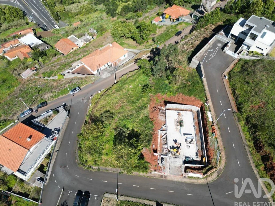 Terreno para Venda em Caniço Foto 12