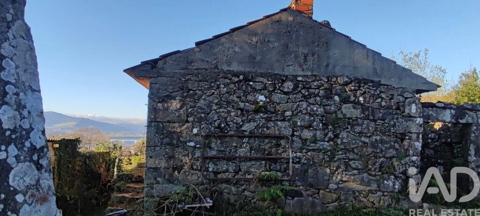 Moradia T3 para Venda em Loivo Foto 15