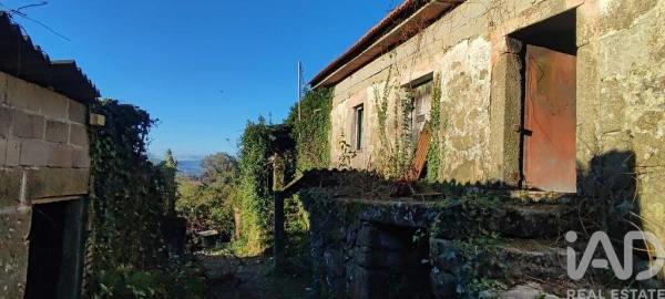 Moradia T3 para Venda em Loivo