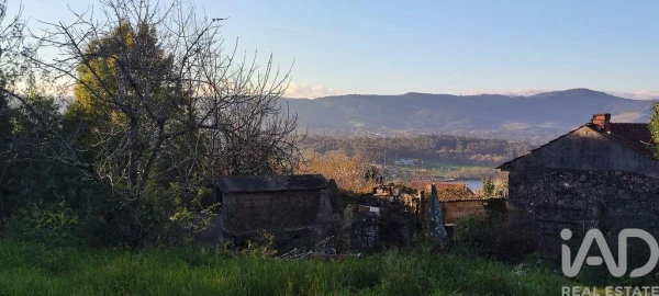 Moradia T3 para Venda em Loivo