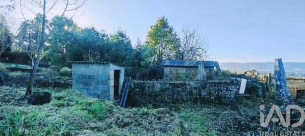 Moradia T3 para Venda em Loivo