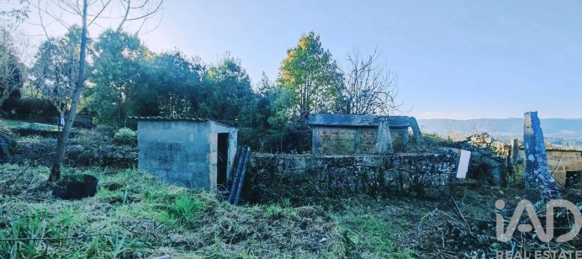 Moradia T3 para Venda em Loivo Foto 7