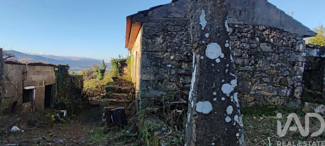 Moradia T3 para Venda em Loivo Foto 12