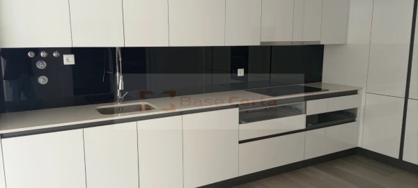 Moradia T4 para Venda em Corroios