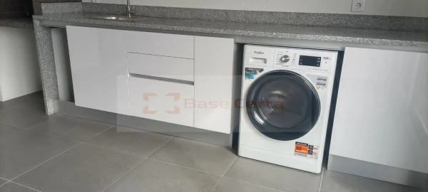 Moradia T4 para Venda em Corroios