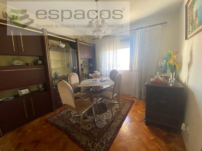 Apartamento T3 para Venda em Olivais Foto 8