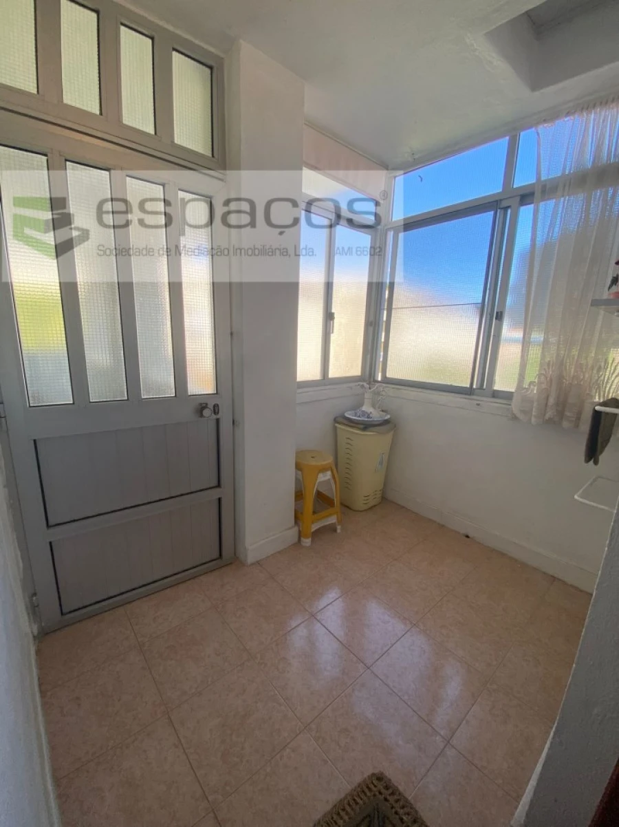 Apartamento T3 para Venda em Olivais Foto 16