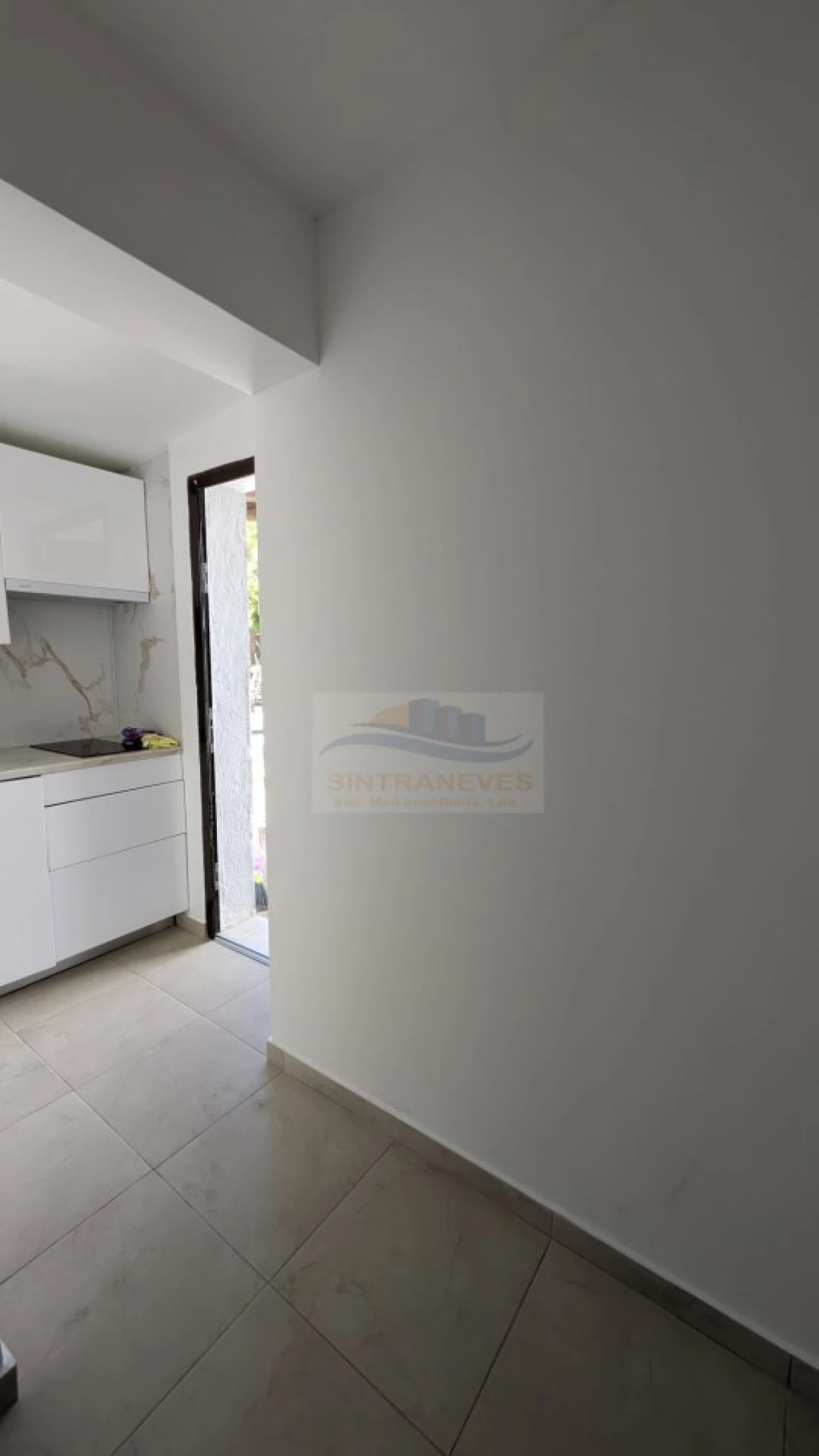 Apartamento T1 para Venda em Albufeira e Olhos de Água Foto 18