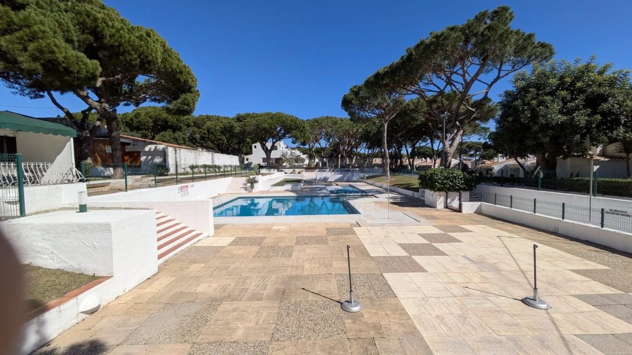 Apartamento T1 para Venda em Albufeira e Olhos de Água Foto 37