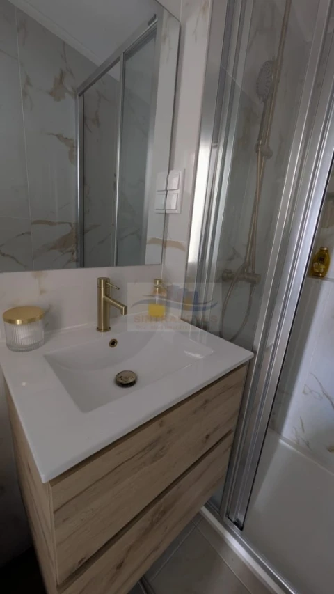 Apartamento T1 para Venda em Albufeira e Olhos de Água