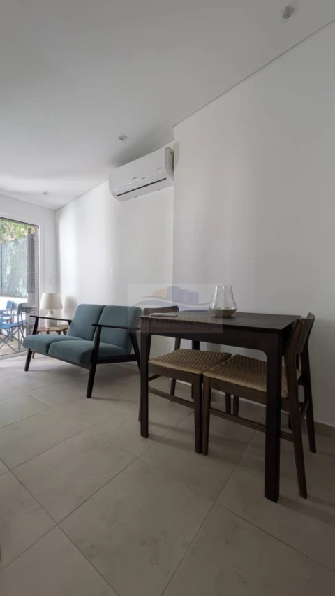 Apartamento T1 para Venda em Albufeira e Olhos de Água