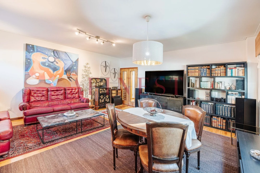 Apartamento T2 para Venda em Alfragide Foto 7