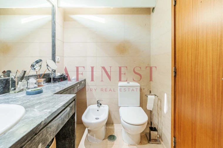 Apartamento T2 para Venda em Alfragide Foto 17