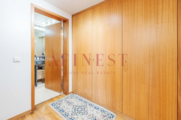 Apartamento T2 para Venda em Alfragide Foto 20