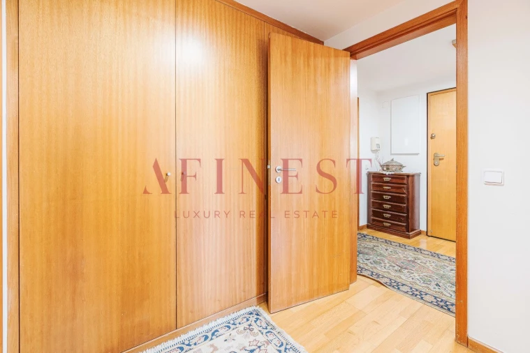 Apartamento T2 para Venda em Alfragide Foto 21